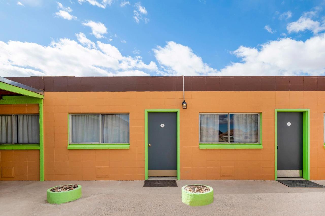 Oyo Hotel Hanksville, Ut Екстериор снимка