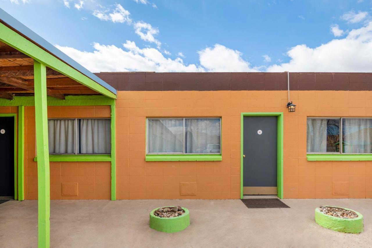 Oyo Hotel Hanksville, Ut Екстериор снимка